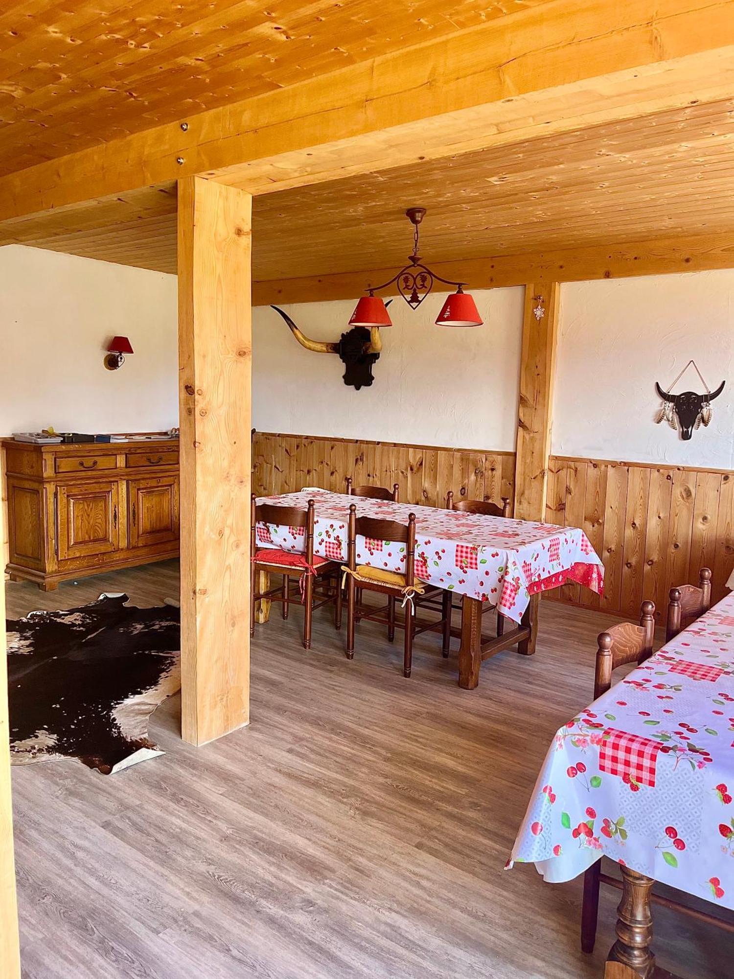 לס אנגל Gite Ranch Le Serpolet מראה חיצוני תמונה